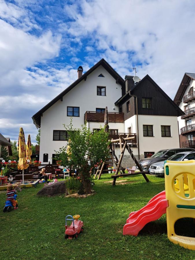 Hotel U Bernardyna Harrachov Exterior foto