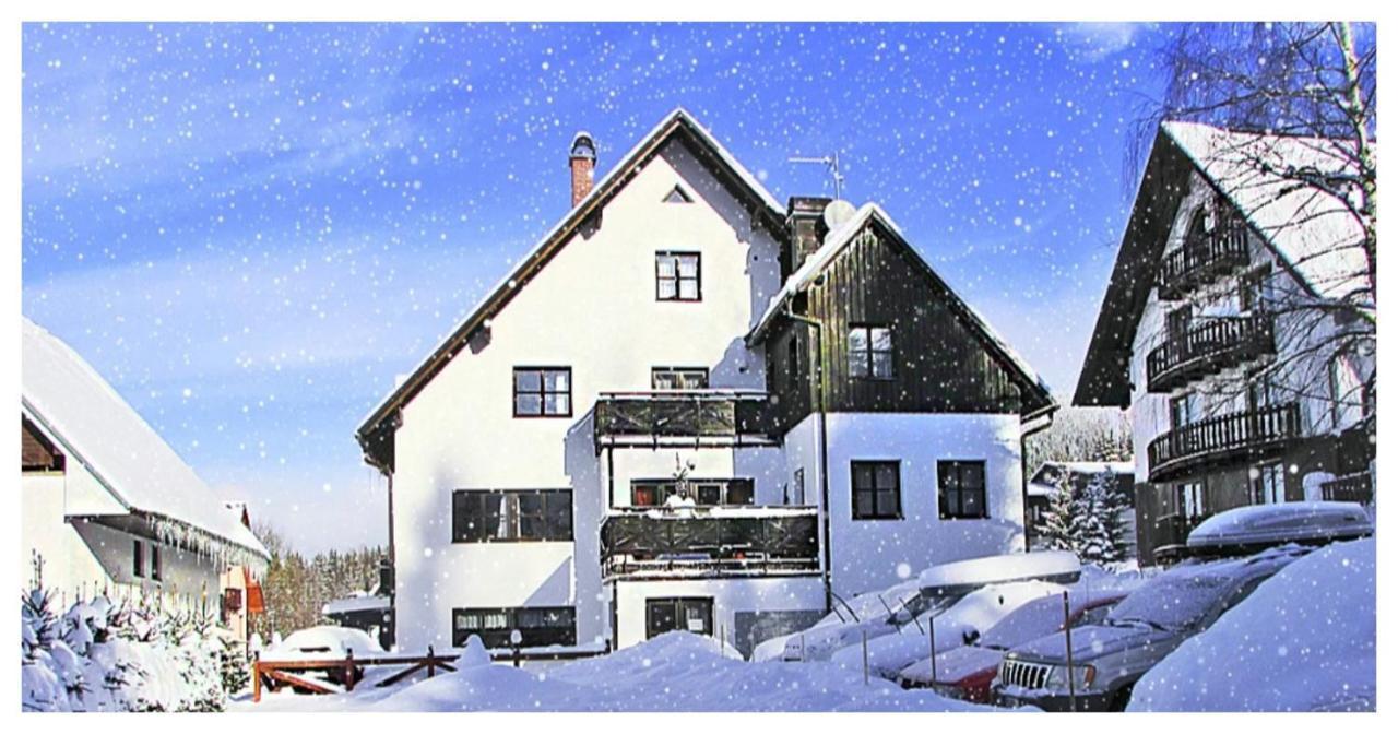 Hotel U Bernardyna Harrachov Exterior foto